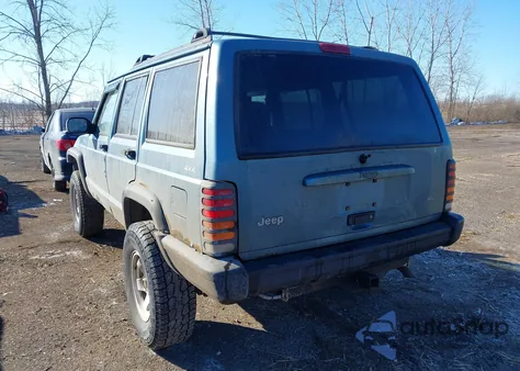 1999 Jeep Cherokee Classic/Sport z USA, uszkodzony, nr VIN 1J4FF68S8XL632569